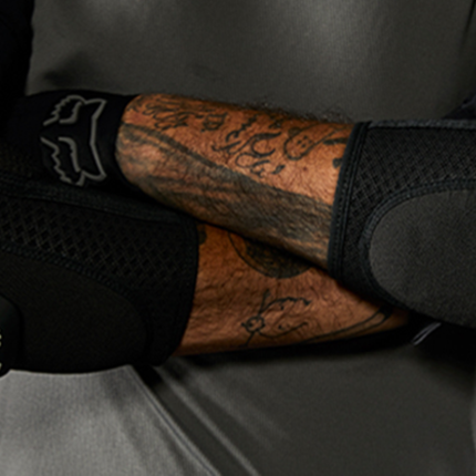 Collection image for: ELBOW PROTECTION