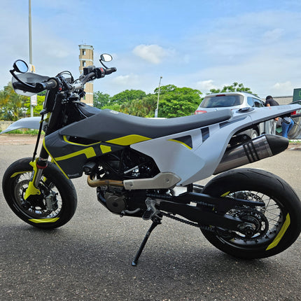 2020 701 Super Moto