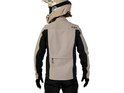FOX Ranger Offroad Softshell Jacket for adventure activities, featuring durable fabric and outdoor-ready design.
