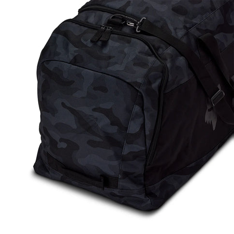 FOX PODIUM 180 Gear Bag in black camo, durable kit bag with adjustable straps and spacious main compartment.