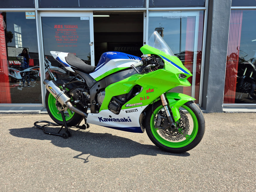 2011 ZX 10R Track Bike