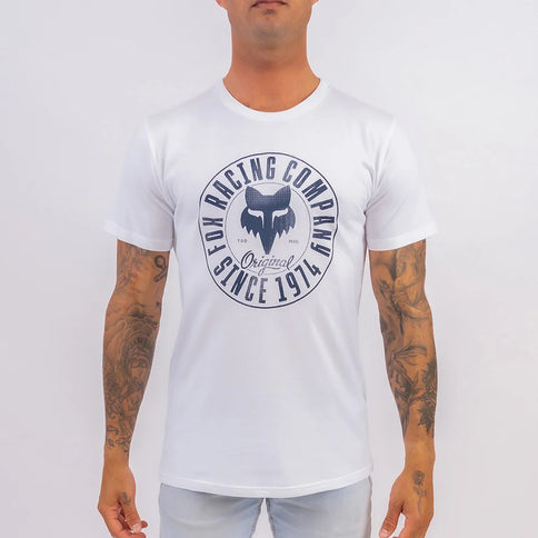 White FOX emblem SS tee featuring a classic FOX logo on the front, casual short-sleeve t-shirt for men.