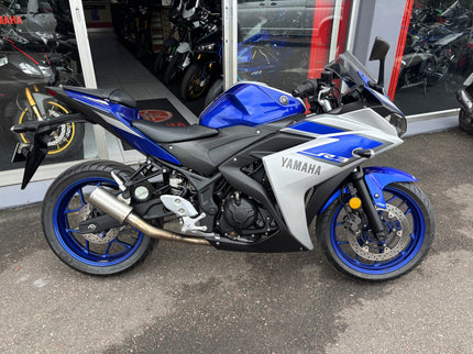 2015 Yamaha R3