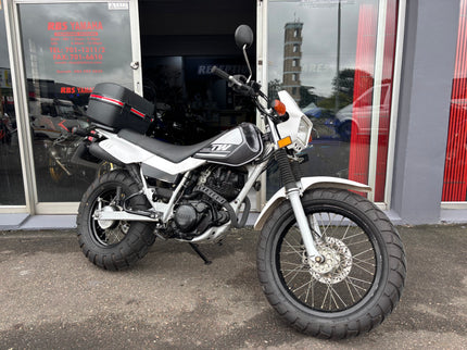 2015 Yamaha TW 200