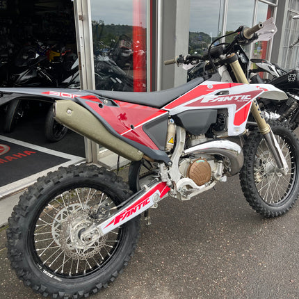 2025 Fantic 300 XE