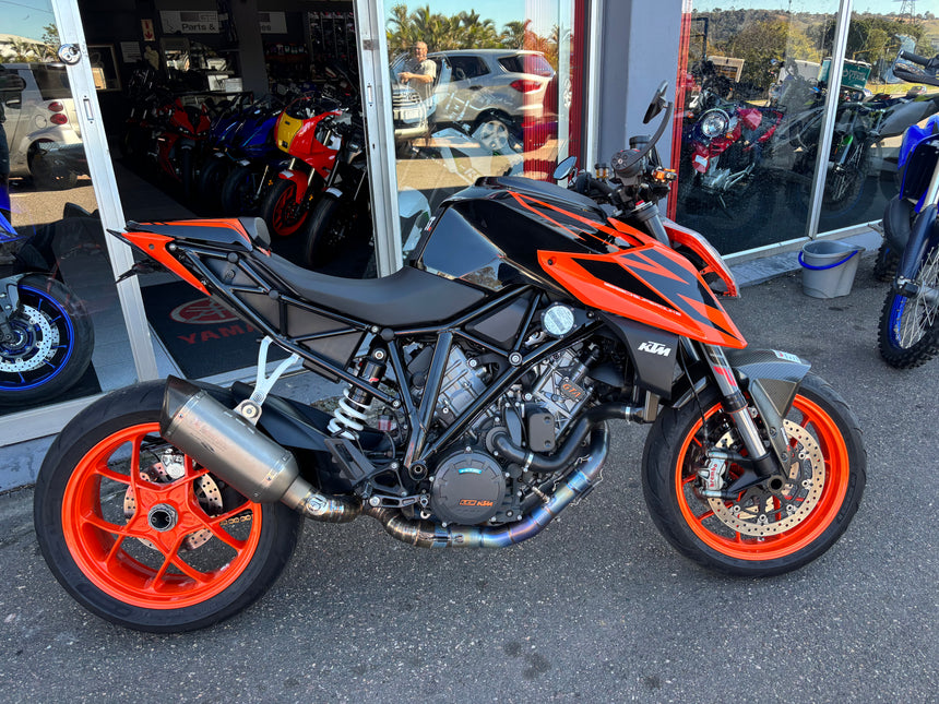 2019 KTM 1290 Superduke