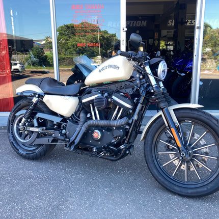2014 Harley Davidson Sportster 883 Iron