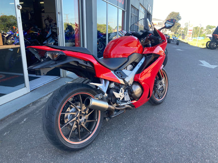 2014 Reg 2015 Honda VFR 800