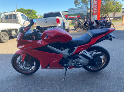 2014 Reg 2015 Honda VFR 800