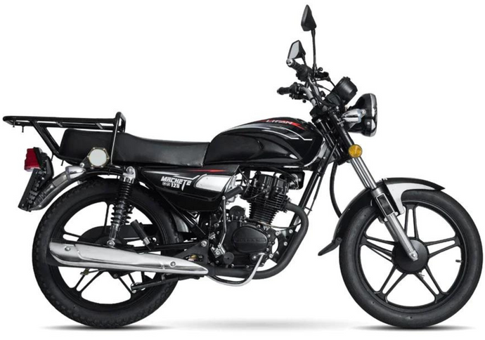 Lifan Machete CG 125 motorcycle with black and silver body, featuring handlebar and engine details, in a neutral setting.
