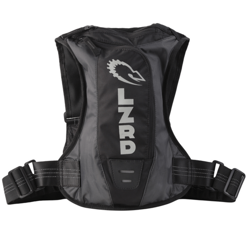 Lizzard Snake Hydro Bag in 4L with adjustable straps, featuring a sleek snake design for outdoor hydration.