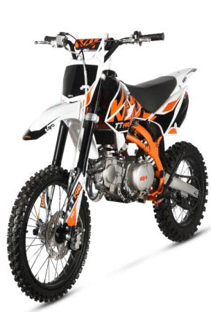 KAYO TT140 motorcycle with a sleek black design, showcasing the sporty frame and handlebars in a clear outdoor setting.