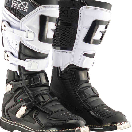GX1 Black/White
