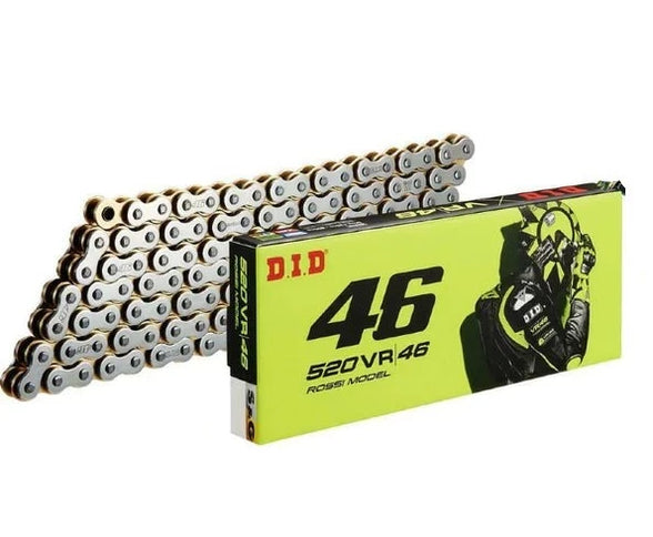 RBS-YAMAHA VR 46 520 DID chain with silver links, close-up view of the motorcycle chain for high-performance riding.
